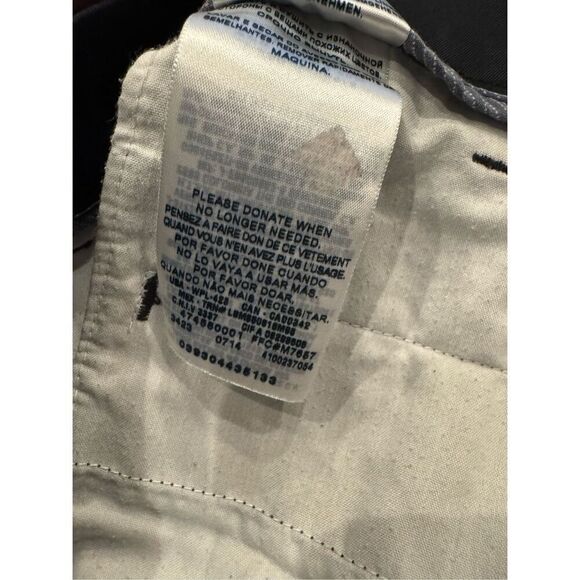 Dockers Men's black Classic Fit Workday Khaki - Picture 6 of 6